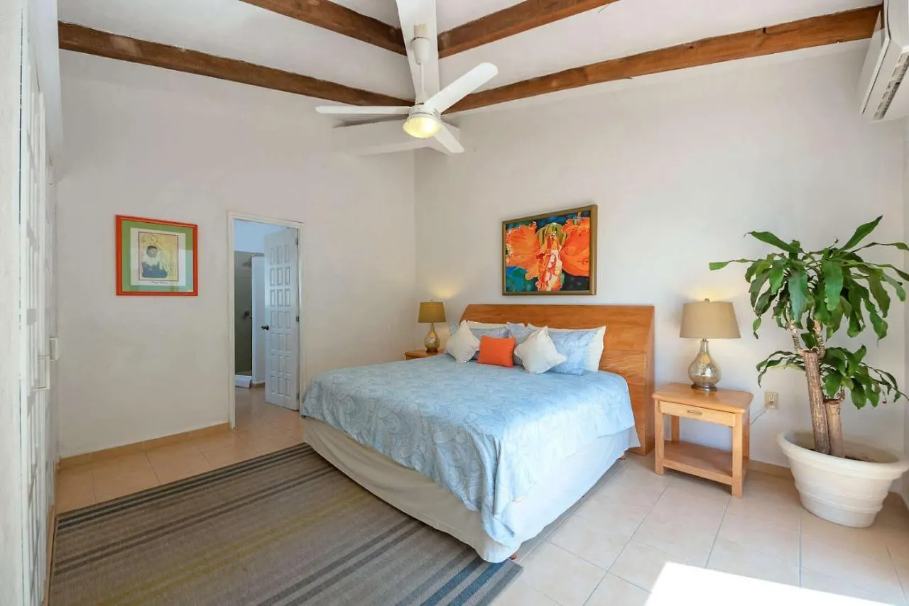Beachfront Salinas House Puerto Vallarta 0*,  Mexiko