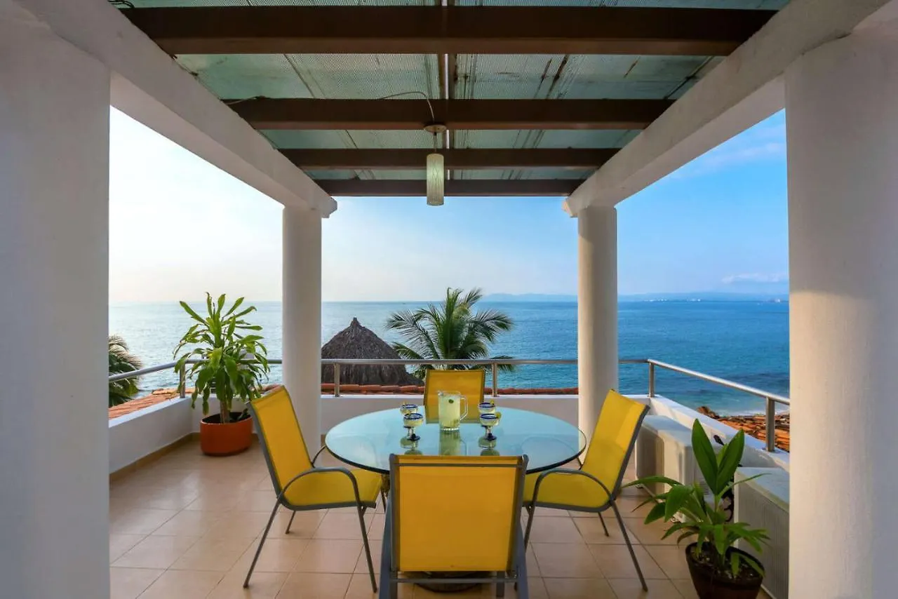 Beachfront Salinas House Puerto Vallarta Vila