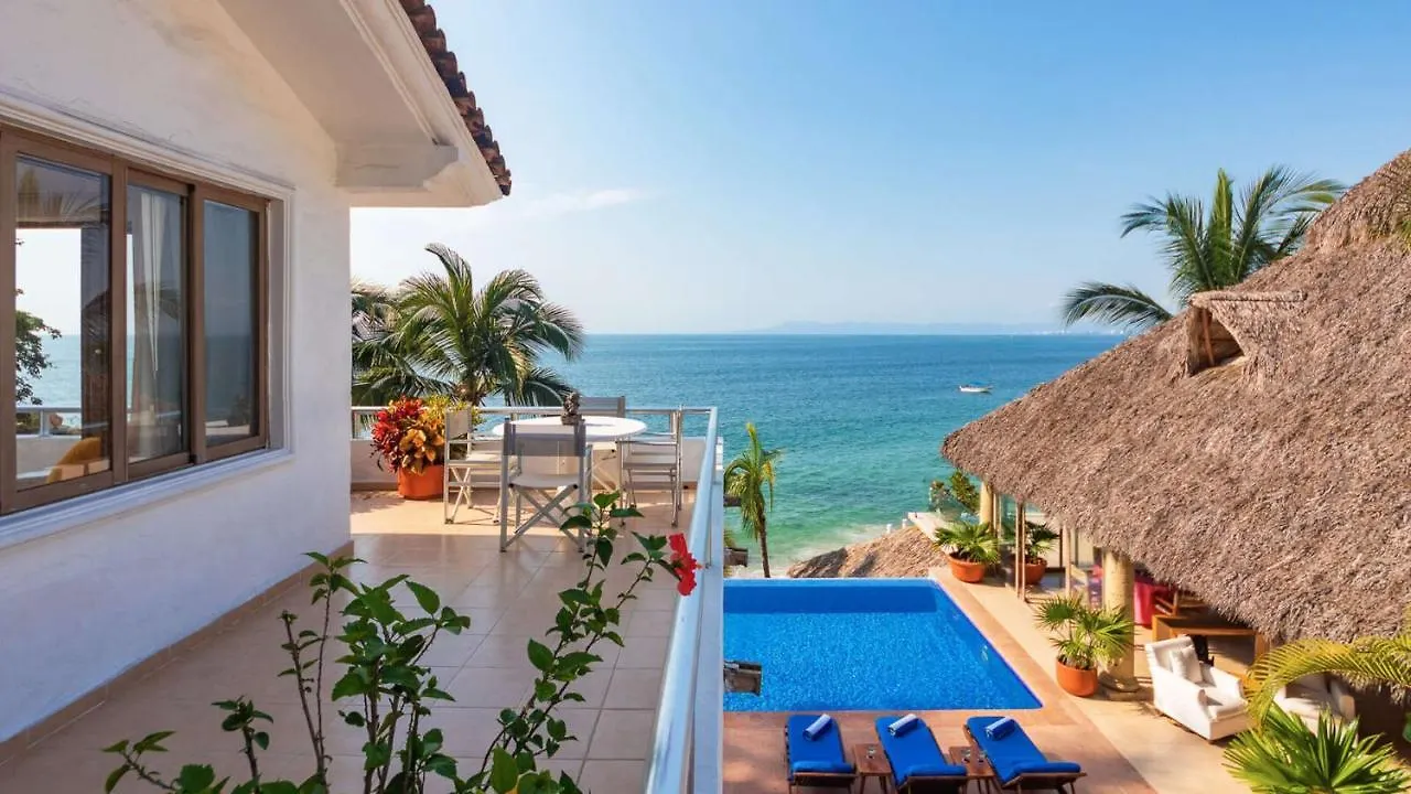 Beachfront Salinas House 푸에르토 발라타 빌라